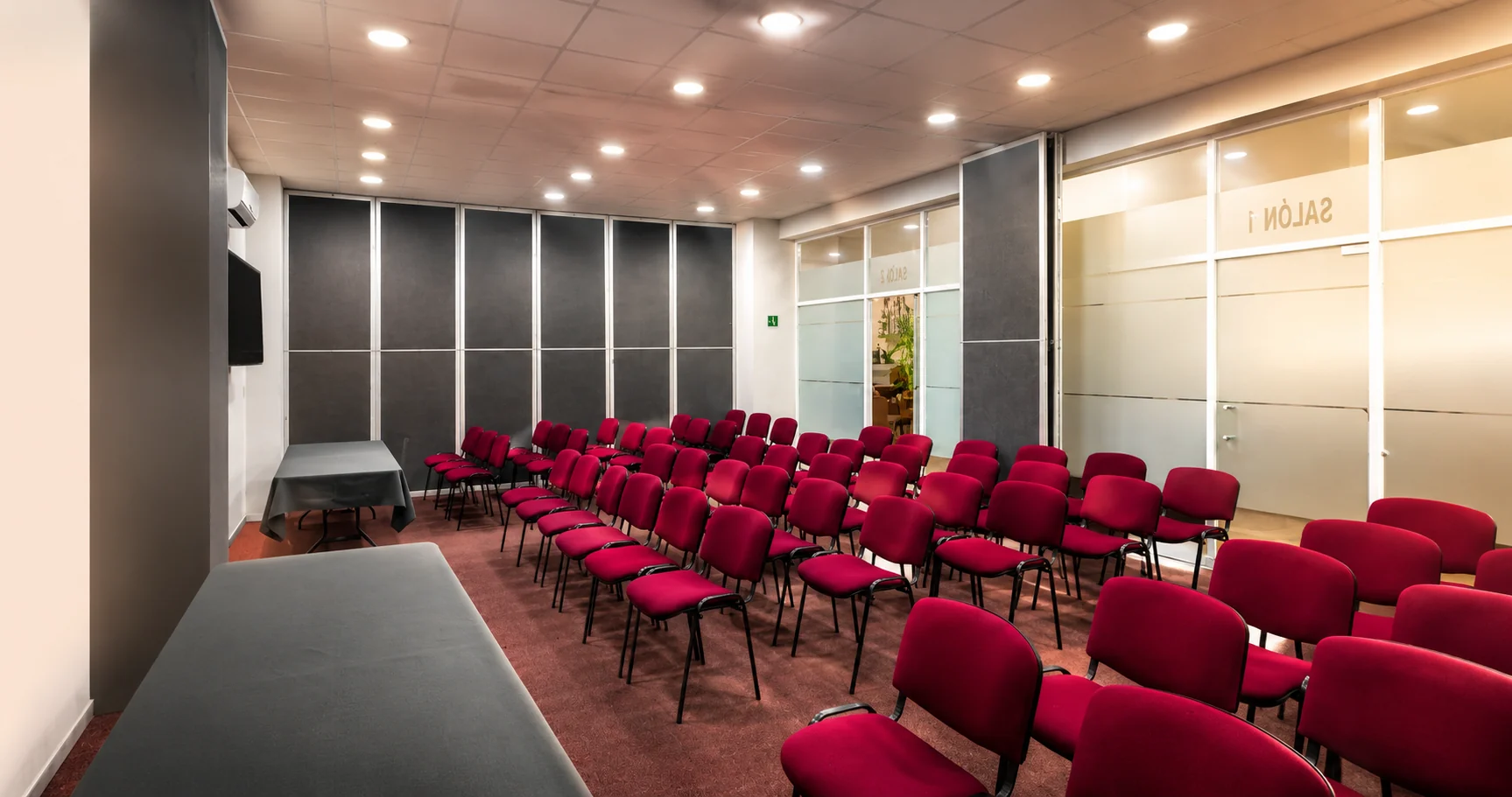 Salón de conferencias en Costera 125