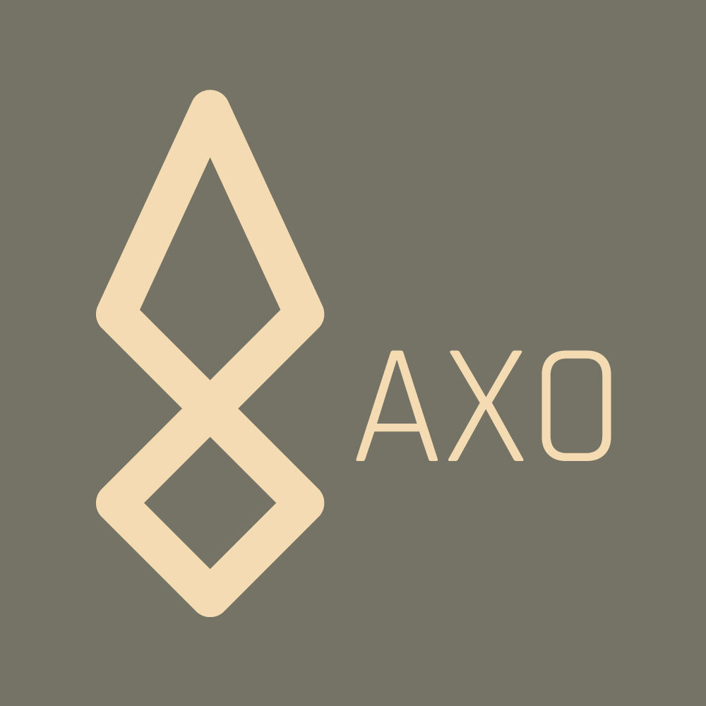 Logo de AXO